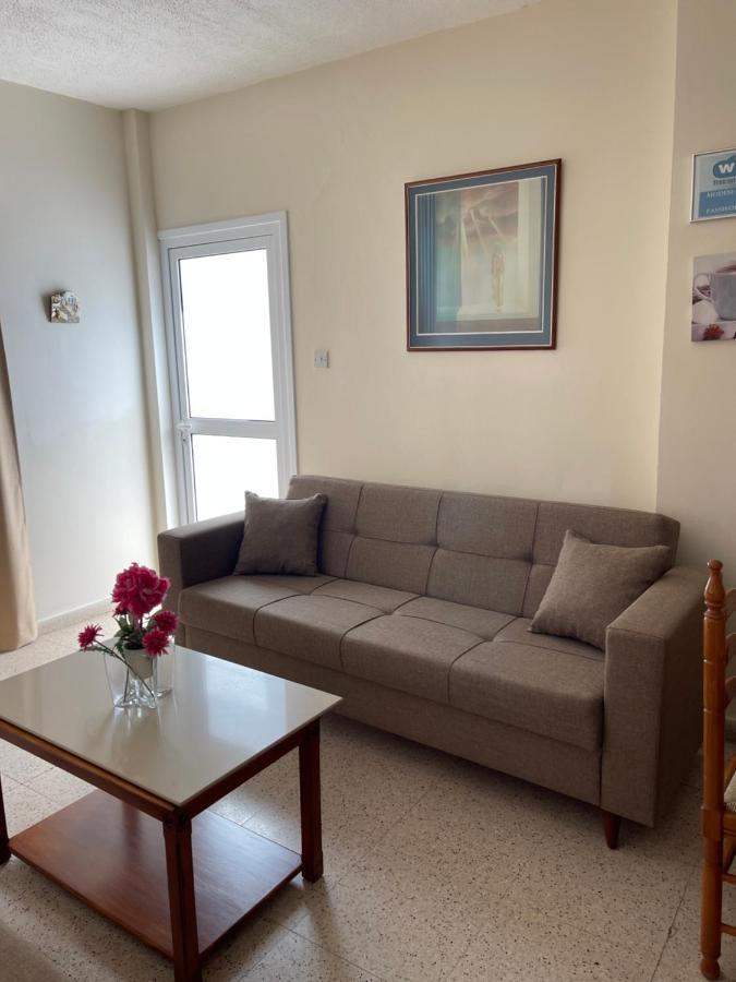Terpsithea Apartament *